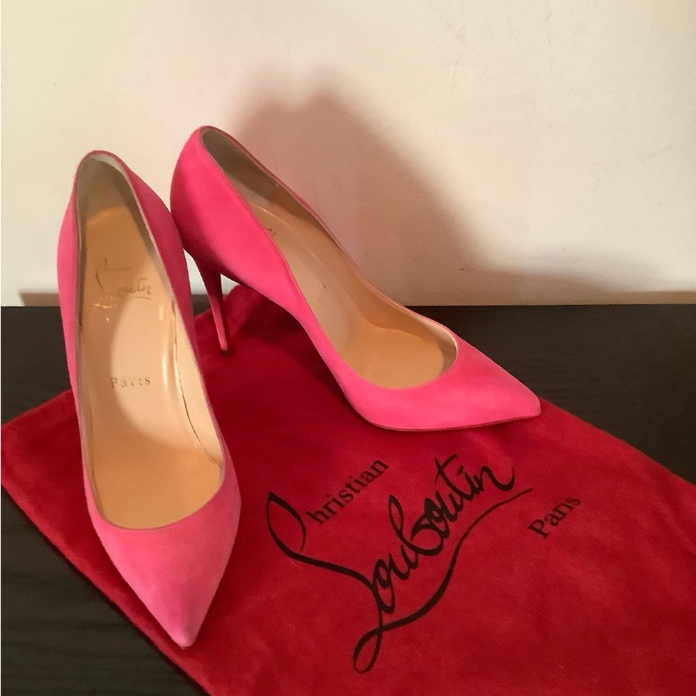 Christian Louboutin So Kate Barbie Pink Suede Heels Sz 5